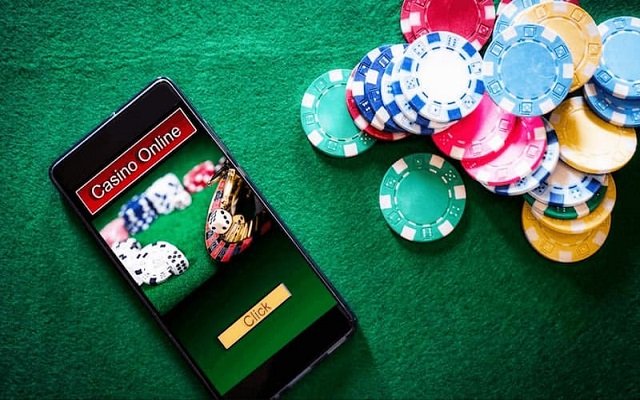 Sự khác biệt giữa casino online và casino truyền thống