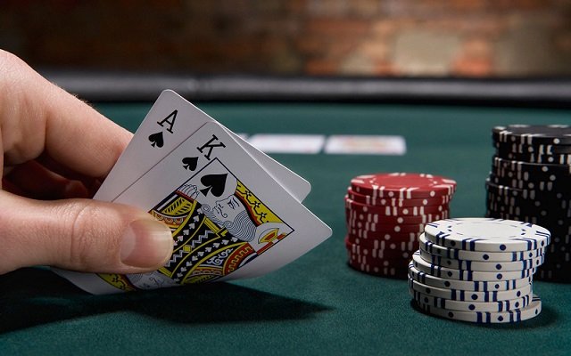 Hướng dẫn cách chơi bài Poker online